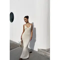 GENERICO - VESTIDO FLORES TEJIDO DE MUJER