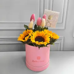 GENERIC - Box Floral Renata - Tulipanes y Girasoles
