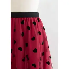 ARMA TU LOOK - FALDA LOVE 3D DE TUL CON APLICACIONES DE CORAZONES