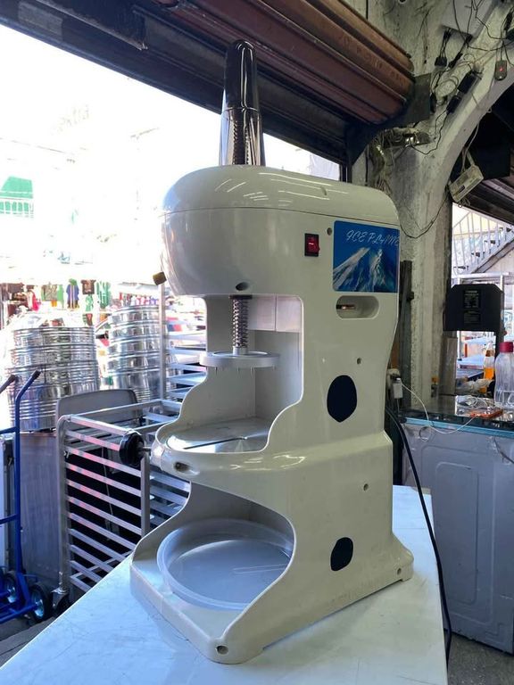 Máquina de hielo comercial trituradora de hielo