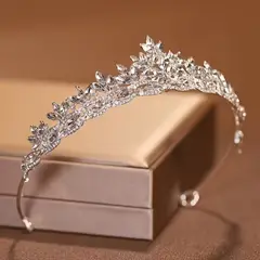 GENERICO - CORONA PARA FIESTA DE PROMOCION DE NIÑA