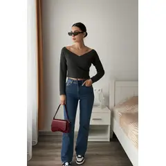 AMA OUTFITTERS - CHOMPA DE HILO CROP MILA