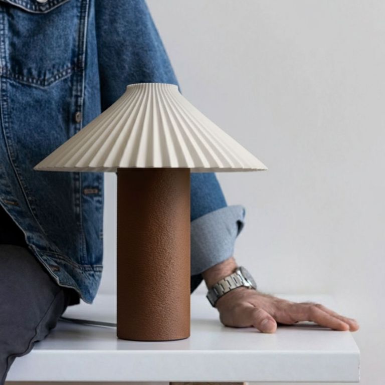 Lámpara Fungi Con Cable Color Marrón