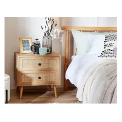 TU MESITA - Mesa de Noche con Ratán Kamaru 2 cajones color Rovere