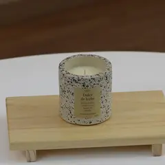 NIABEL - Velas aromática Dulce de Leche en Terrazo Crema