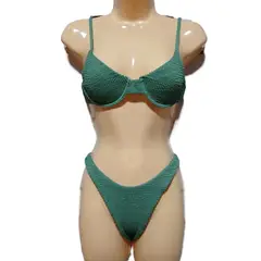 SM - BIKINI VERDE CLARO CON ARO ACANALADO TALLA S