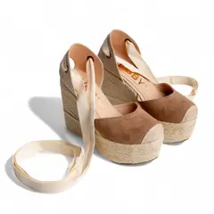 LB LIBBY CALZADOS Y ACCESORIOS - ALPARGATA LIBBY COLOR MARRÓN MODELO BIARRITZ ESPADRILLE TACO 11CM