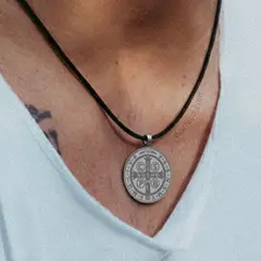 WATTACA - Collar Sello San Benito Acero Inoxidable Ajustable