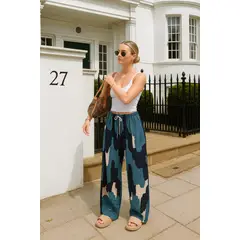 AMA OUTFITTERS - PANTALON PALAZO CON TIRA REGULABLE