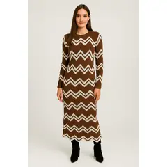 AMA OUTFITTERS - VESTIDO DE HILO ZIGZAG