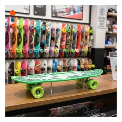 GENERICO - Skateboard Verde con Diseño Botánico y Ruedas Resistentes Y+Ligas Regalo