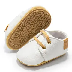 GENERICO - Zapato Blanco para bebe 06 a 18 meses Wawita Love
