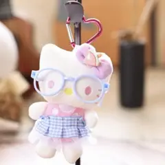 GENERICO - Llavero Peluche Kitty con Overol Pink y Moño Morado con Lentes