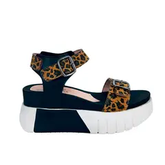 BASHIRA - Sandalias para dama BRUNELA CAMEL PRINT