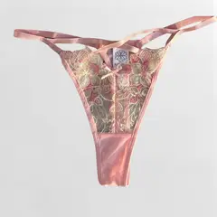 XIRAMA - Panty Bottom Encaje Arella Color Rosado