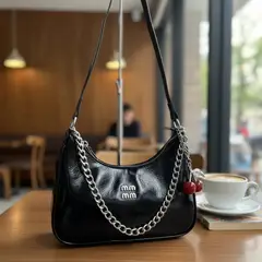 GENERICO - Cartera Baguette Charol Ab Con Cereza