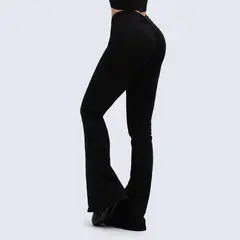 WIN FITNESS WEAR - Pantalón Emana Flare Iconic -