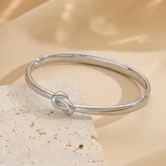 GENERICO - Pulsera plateada de acero inoxidable Elia