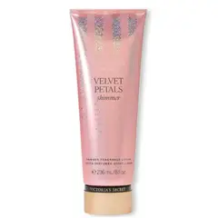 VICTORIA'S SECRET - Victoria’s Secret Crema Corporal Velvet Petals SHIMMER