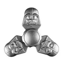 GENERICO - Spinner Antiestrés Metálico de 3 Puntas Inspirado en Darth Vader – Gira el lado Oscuro