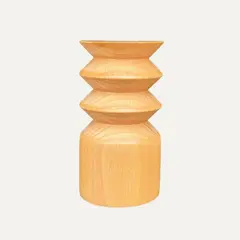 LAR DANIELSEN - Candelabro minimalista de madera