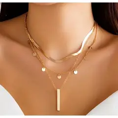 MORITA BAG STORE - CONJUTO DE 3 COLLARES COLOR DORADO DISEÑO GEOMETRICO Y DIJE RECTANGULAR