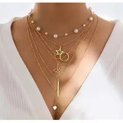 MORITA BAG STORE - SET DE 5 COLLARES COLOR DORADO CON DIFERENTES DISEÑOS