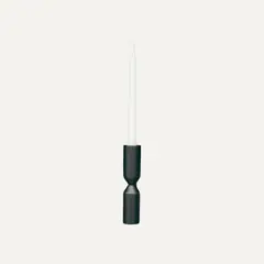 LAR DANIELSEN - Candelabro minimalista de madera