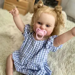 REBORN - Bebe Lara de 60 cm