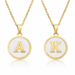GENERICO - Collares de Pareja Letras A y K con Nácar en Acero Inoxidable Dorado 50 cm