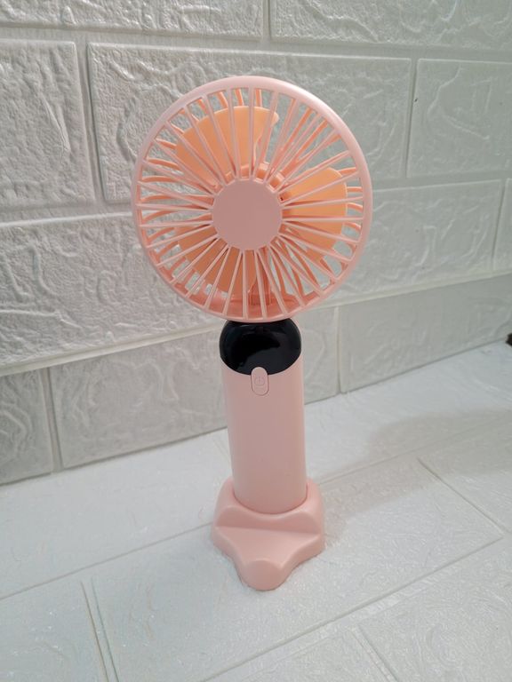 VENTILADOR RECARGABLE ROSADO DE 6 VELOCIDADES