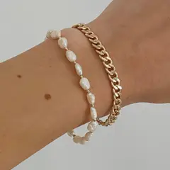 GENERICO - Pulsera de perlas naturales + pulsera dorada - Naif Jewelry Peru