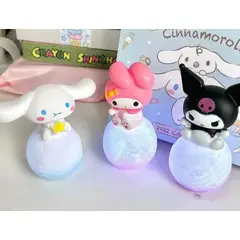 GENERICO - SET HELLO KITTY MY MELODY CINNAMOROLL KUROMI LUMINOSOS