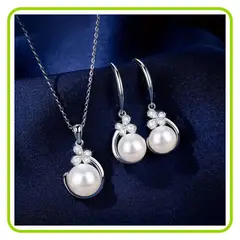 GENERICO - Set Aretes y Collar Perlas con Maripositas Plateado