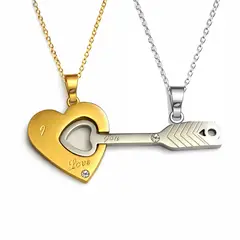 GENERICO - Pack 2 collares corazón y flecha para parejas