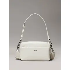 CALVIN KLEIN - CARTERA CK MUST CONVERTIBLE CAMERA BAG CK