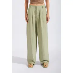 LUVARO - Pantalón Rústico Pliegues