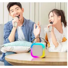 GENERICO - Mini Parlante con Micrófono Altavoz Bluetooth Inalámbrico