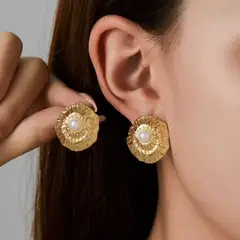 AFRODITA - Aretes Pendientes Modelo NRK