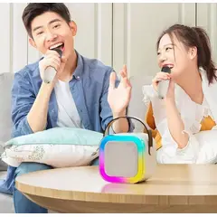 GENERICO - Mini Parlante con Micrófono Altavoz Bluetooth Inalámbrico