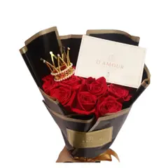 D'AMOUR - Ramo De 12 Rosas Con Corona