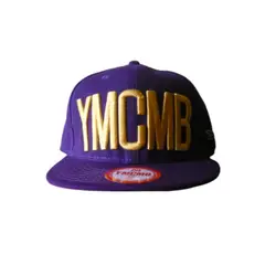GENERICO - Gorra Azulina con visera Plana con Regulador Y la palabra YMCMB