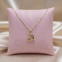 GENERICO - Collar Corazon Moderno con Zirconias Doble Baño en Oro - KAROLAY
