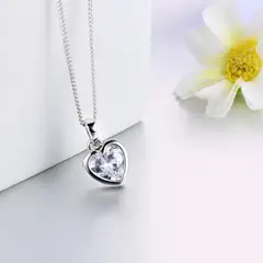 GENERICO - Collar Crystal Heart Plateado Regalo San Valentín Zirconia ¡Brillo Eterno de Tu Amor Genieka