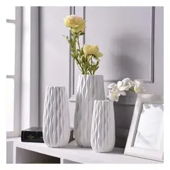 GENERICO - FLORERO DE CERÁMICA BLANCO CON DISEÑO