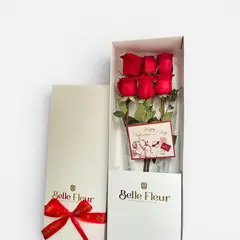 GENERICO - Caja Floral - 06 Rosas Rojas