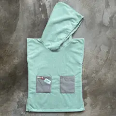 RED CARROT - Toalla poncho unisex niño 1 a 3 años microfibra verde agua bolsillo gris