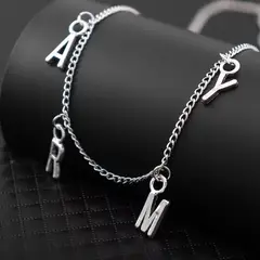 GENERICO - COLLAR DE NIÑA DE GRUPO K-POP DE BTS