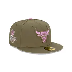 NEW ERA - Gorra 59Fifty NBA Chicago Bulls Lavander Fields Green Med