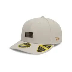 New Era - Gorra 9Fifty Branded Ne Metal Badge Beige